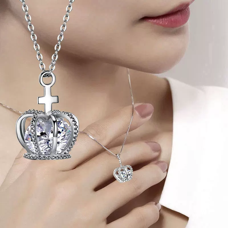 Crown Zirconia Necklace