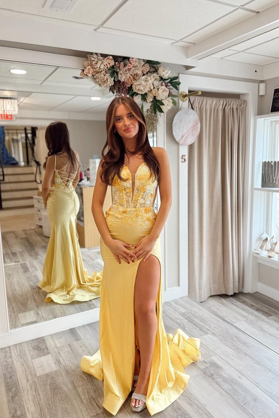 Exquisite Sleeveless Yellow Satin Spaghetti Strap Long Split Prom Dress with Applique | MS0723