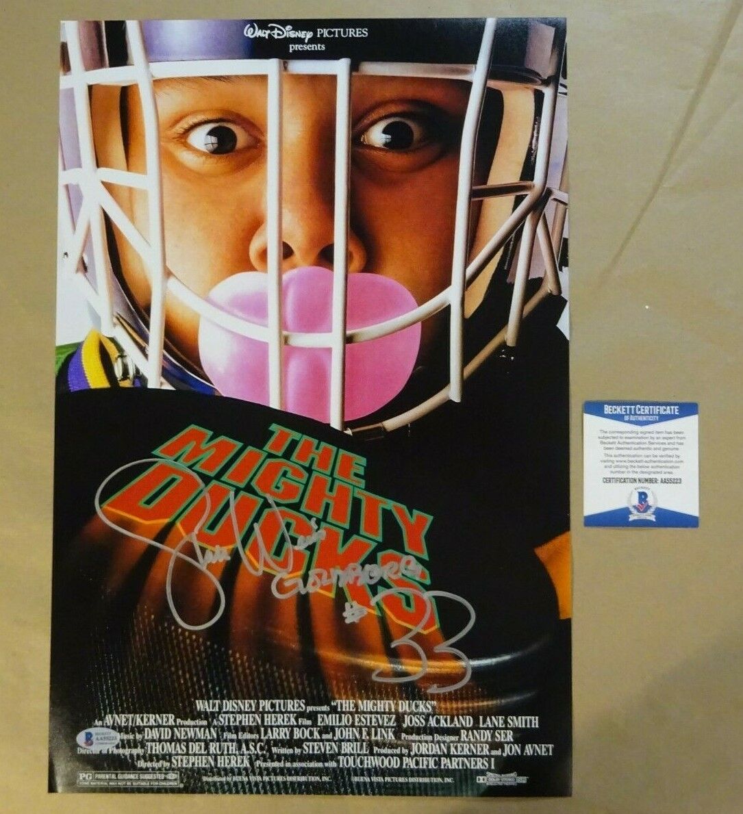 Signed SHAUN WEISS Autographed THE MIGHTY DUCKS 12x18