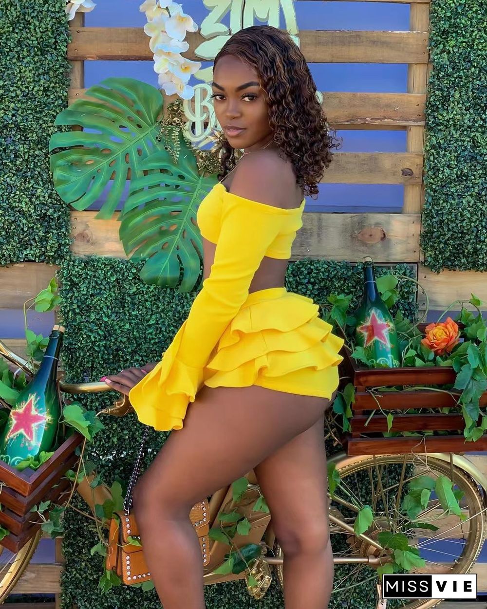 Sexy Off Shoulder Crop Tops Ruffle Mini Skirt Sets