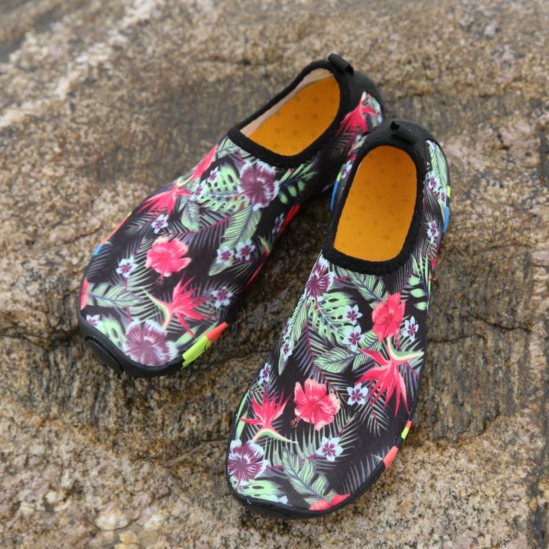 water shoes  Barefoot Sneakers Swimming Shoes Water Sports Aqua Seaside Beach Surfing Slippers Upstream Athletic Footwear Kids Barefoot Shoes