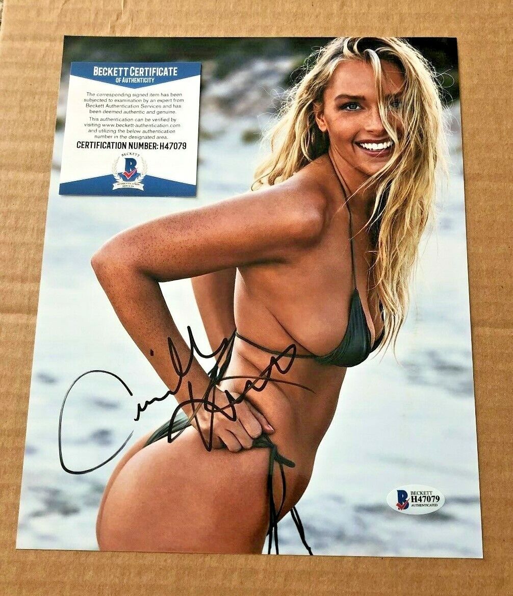 CAMILLE KOSTEK SIGNED 8X10 Photo Poster painting SPORTS ILLUSTRATED MODEL BECKETT CERTIFIED