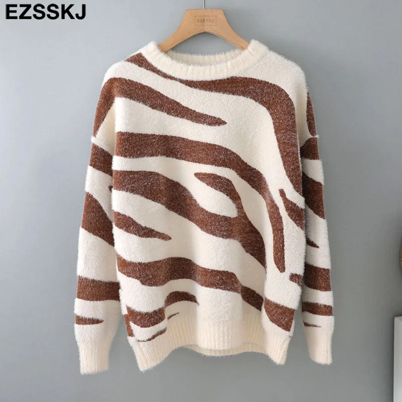 Ezsskj Leopard print  velvet  Sweater Pullovers Women winter autumn thick chic 2021 loose sweater for women long sleeve sweater