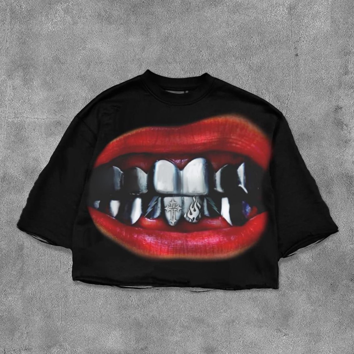 Mouth Printed Three-Quarter Sleeve Cropped T-Shirt - SOPULA