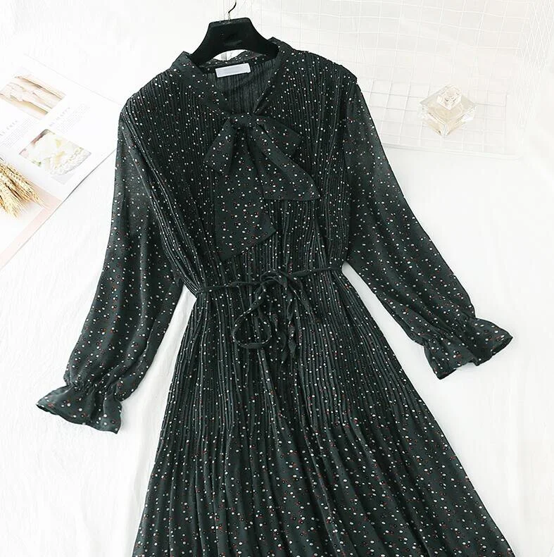 2020 Elegant Women Dress Vintage Bow Polka Dot Print Loose Midi Dress Female Casual Ruffles Pleated Chiffon Dresses Vestidos