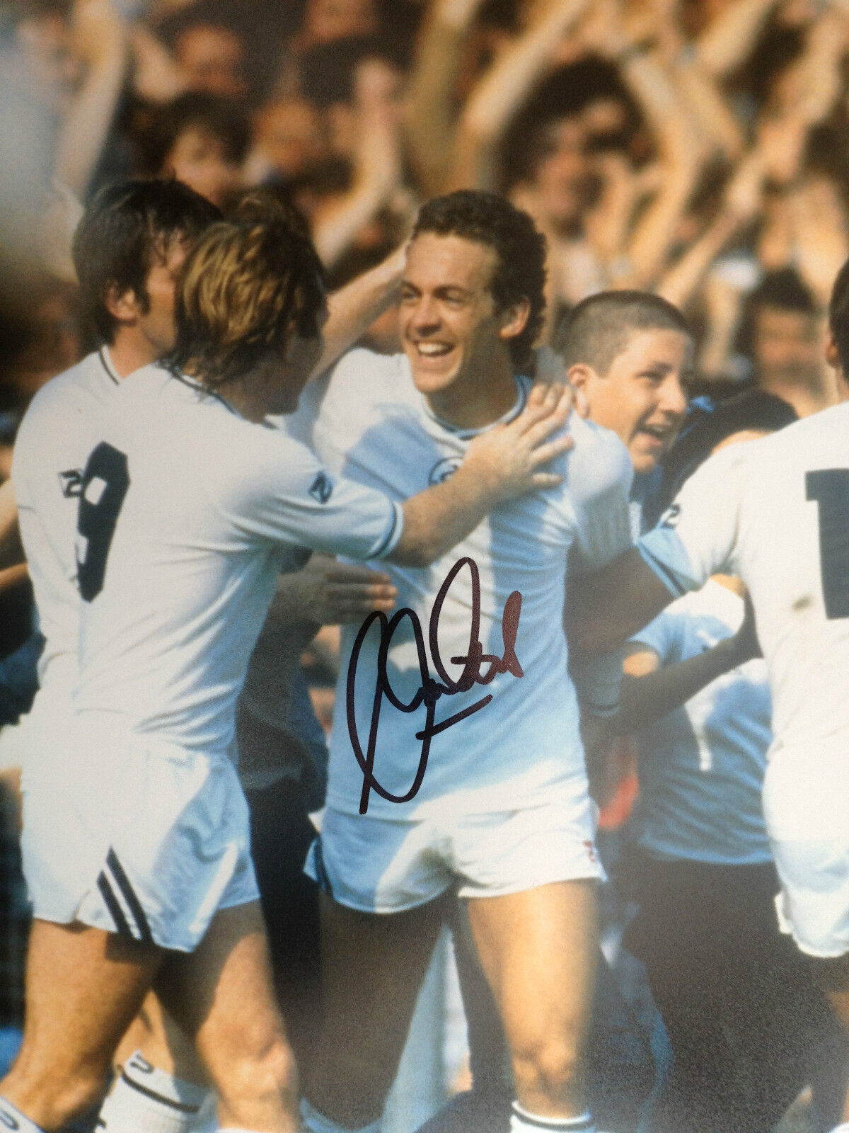 ALAN CURTIS - FORMER SWANSEA FOOTBALLER - SIGNED COLOUR Photo Poster paintingGRAPH