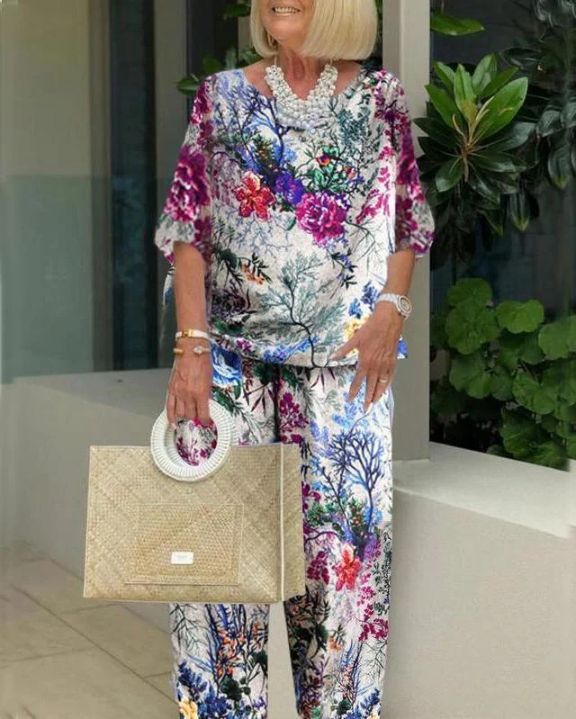 Loose Floral Print Round Neck Suit