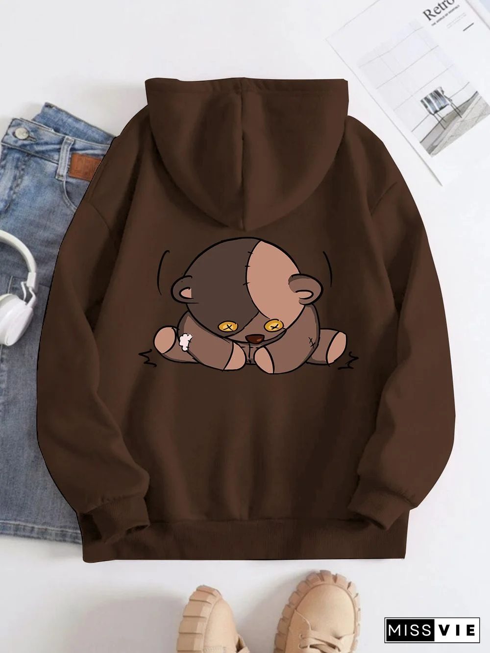 Printed on the Back Kangaroo Pocket Hoodie Long Sleeve for Women Pattern Shy bear