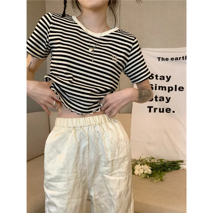 Brownm Brownm Striped Short-Sleeved T-Shirt Female Ins Tide Summer 2024 New Korean Version Design Sense Slim Short Student Jacket