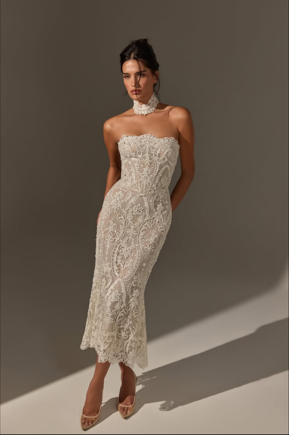 Exquisite Lace Strapless Sleeveless Tea Length Mermaid Prom Dress With Choker | LR0067 Wellcucu