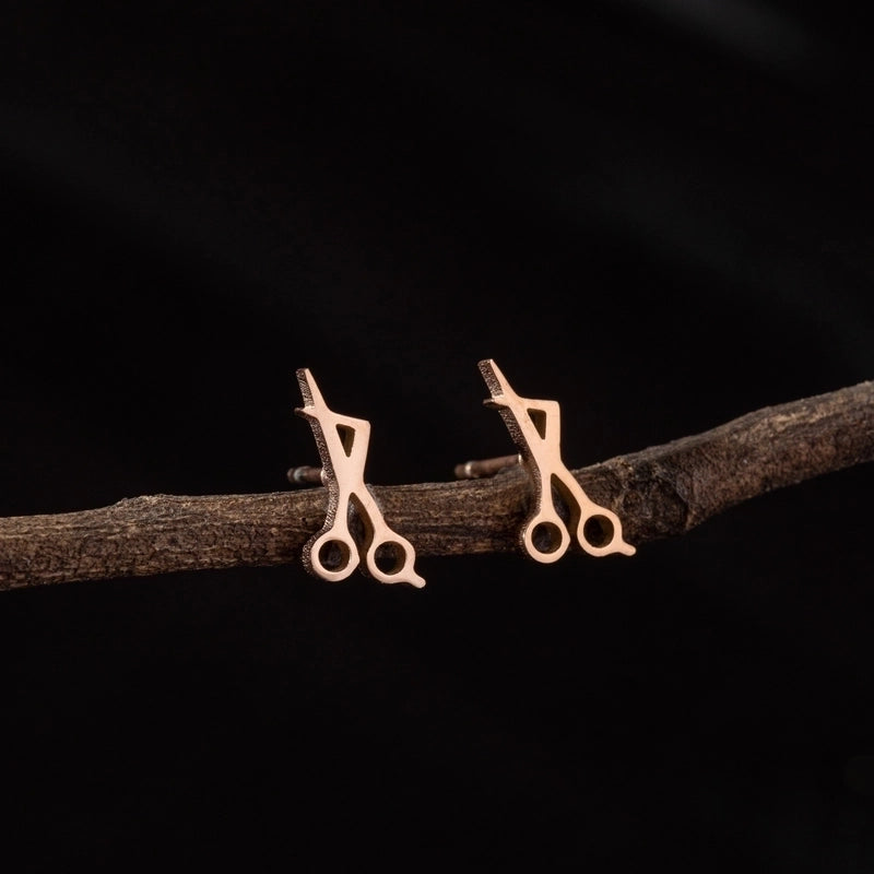 1 Pair Cute Minimalist Dog Cat Flower Polishing Hollow Out 304 Stainless Steel 18K Gold Plated Ear Studs