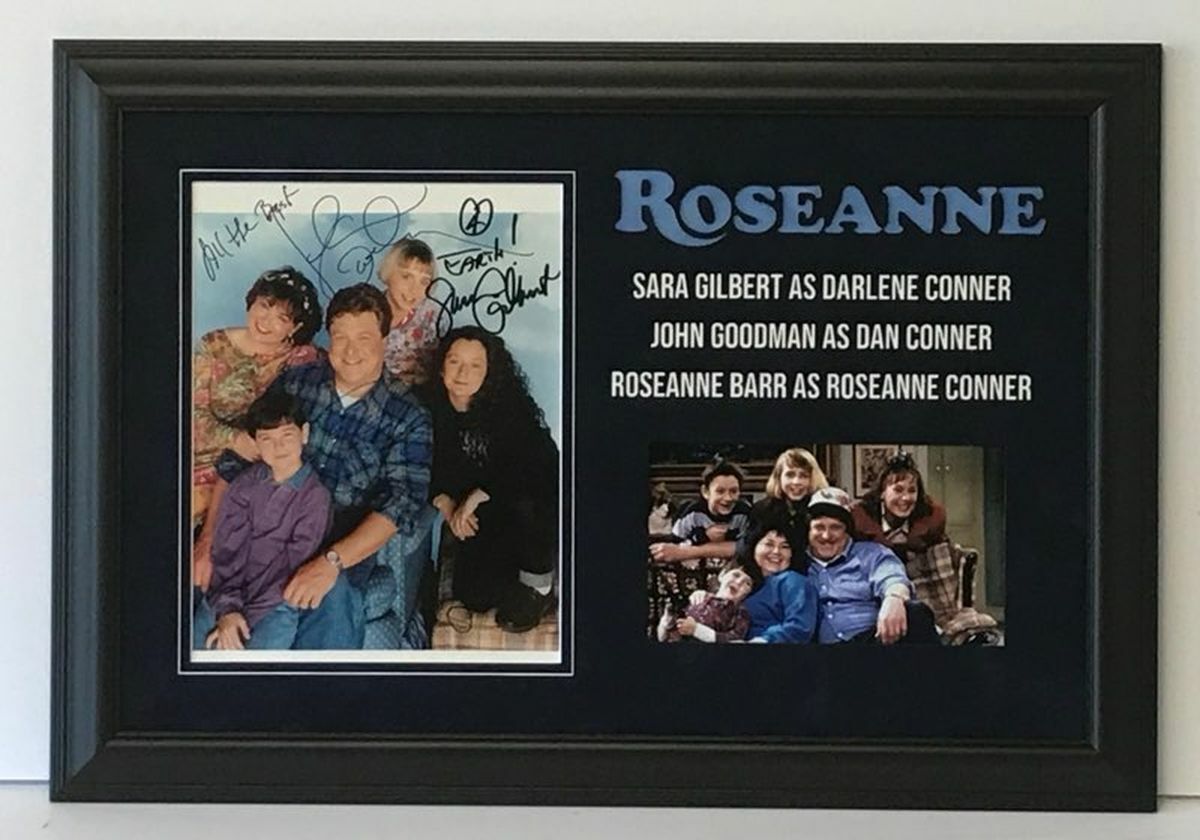 ROSEANNE TV CAST SIGNED FRAMED ORIGINAL Photo Poster painting ROSEANN BARR, JOHN GOODMAN +