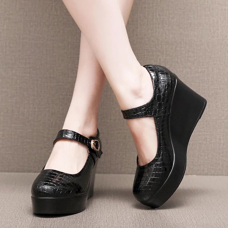 Breakj Breakj Leather Stone Slope Heel Single Shoe Round Head Light Mouth Work Shoes Thick-Soled Waterproof Table Model Show High Heels Women