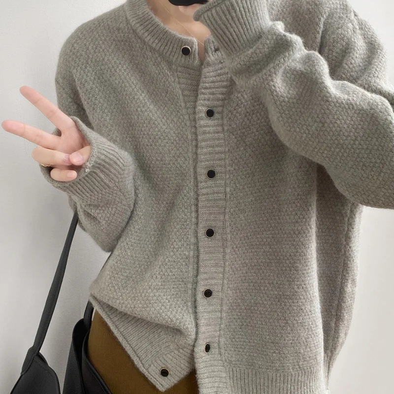 Uveng Uveng Wind Round-Neck Knitted Sweater Coat Women's Spring And Autumn Design Small Knitted Cardigan Small Bottom Top