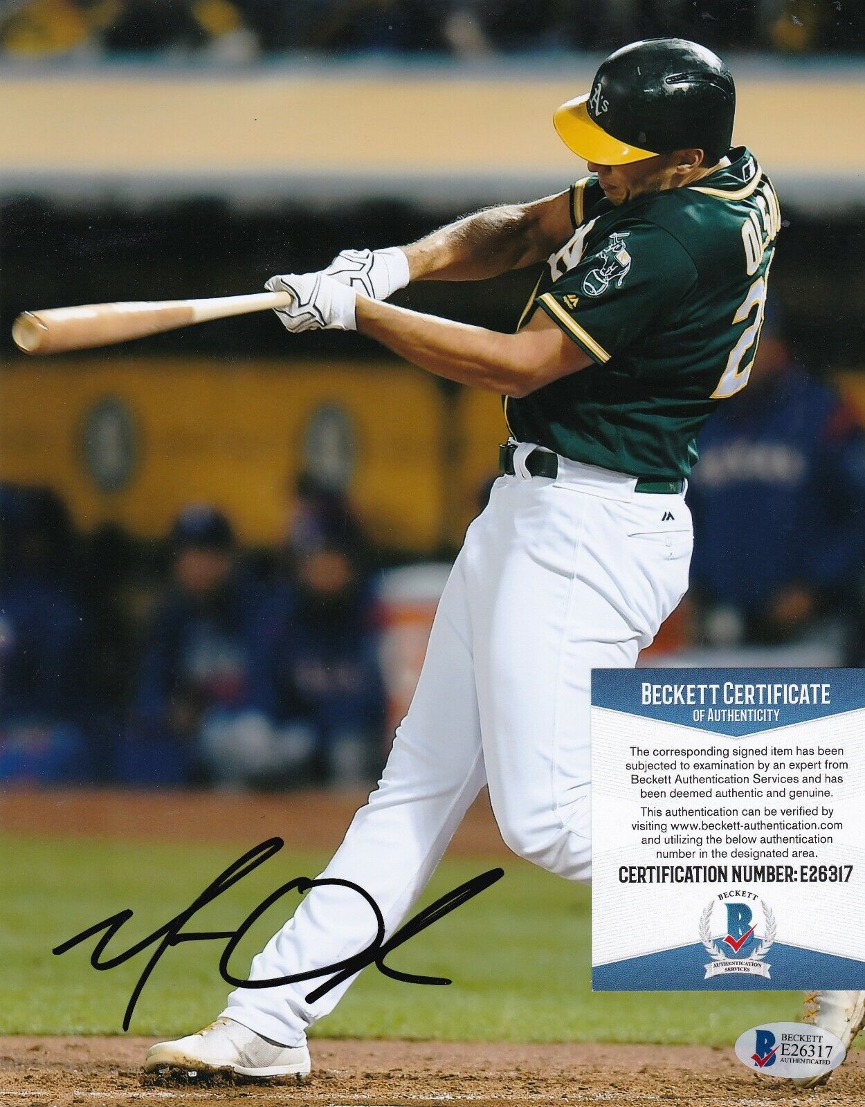 MATT OLSON OAKLAND A'S PSA AUTHENTICATED ACTION SIGNED 8x10