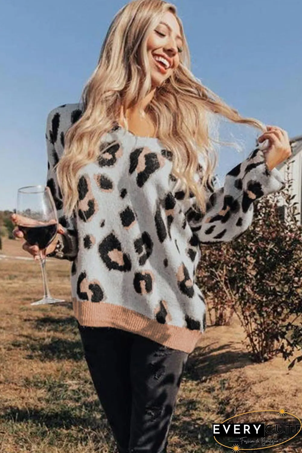 White V-neck Leopard Print Puff Sleeve Sweater