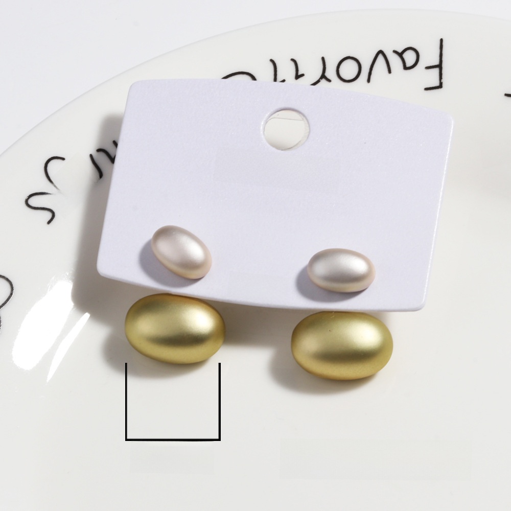 Moderate Luxury Irregular Circle Geometric Plastic Stud Earrings