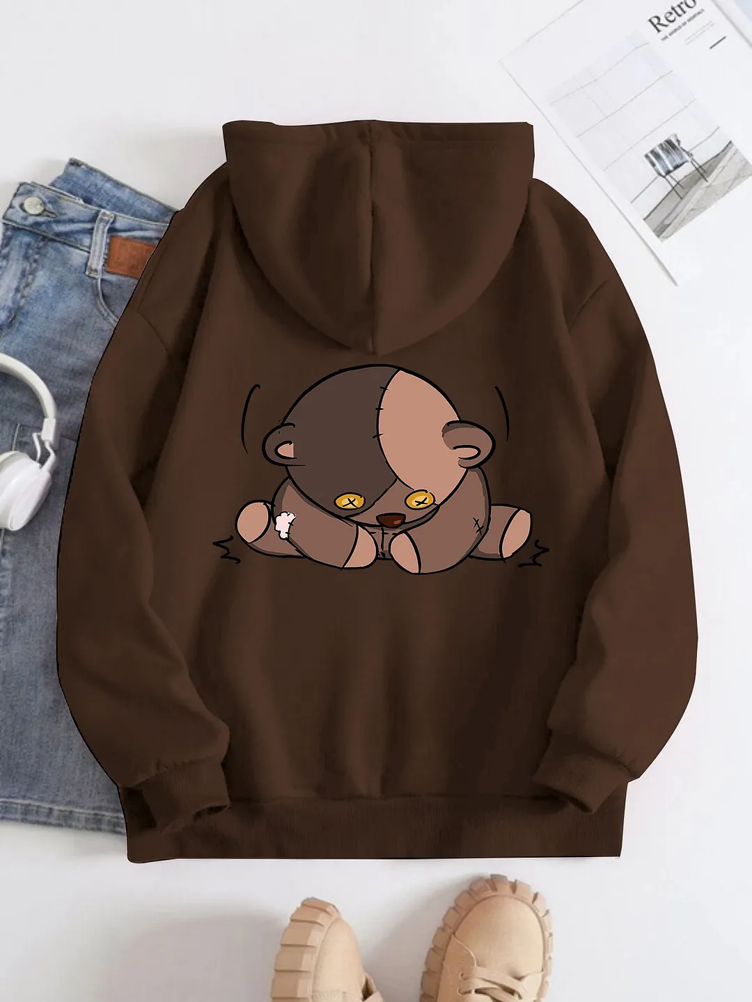Printed on the Back Kangaroo Pocket Hoodie Long Sleeve for Women Pattern Shy bear