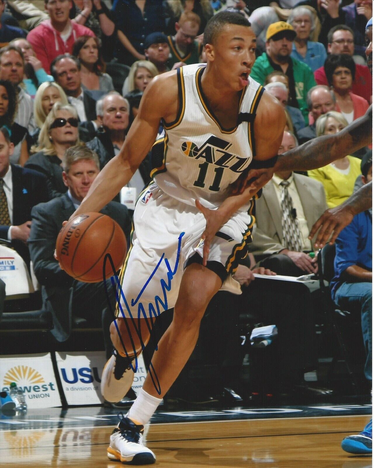 Dante Exum Autographed 8x10 Utah JazzB127