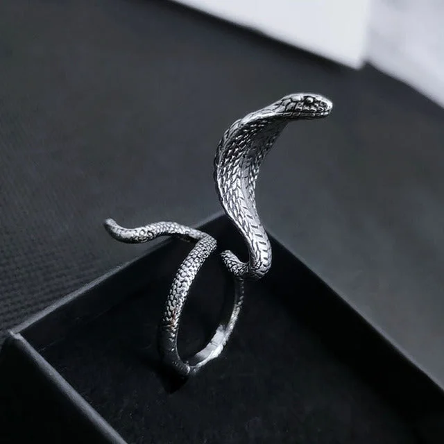Buzzdaisy Punk Cobra Ring Snake Rings Personality Animal Ring