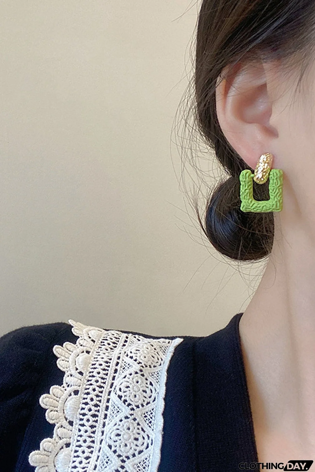 Green Geometric Patterns Earrings