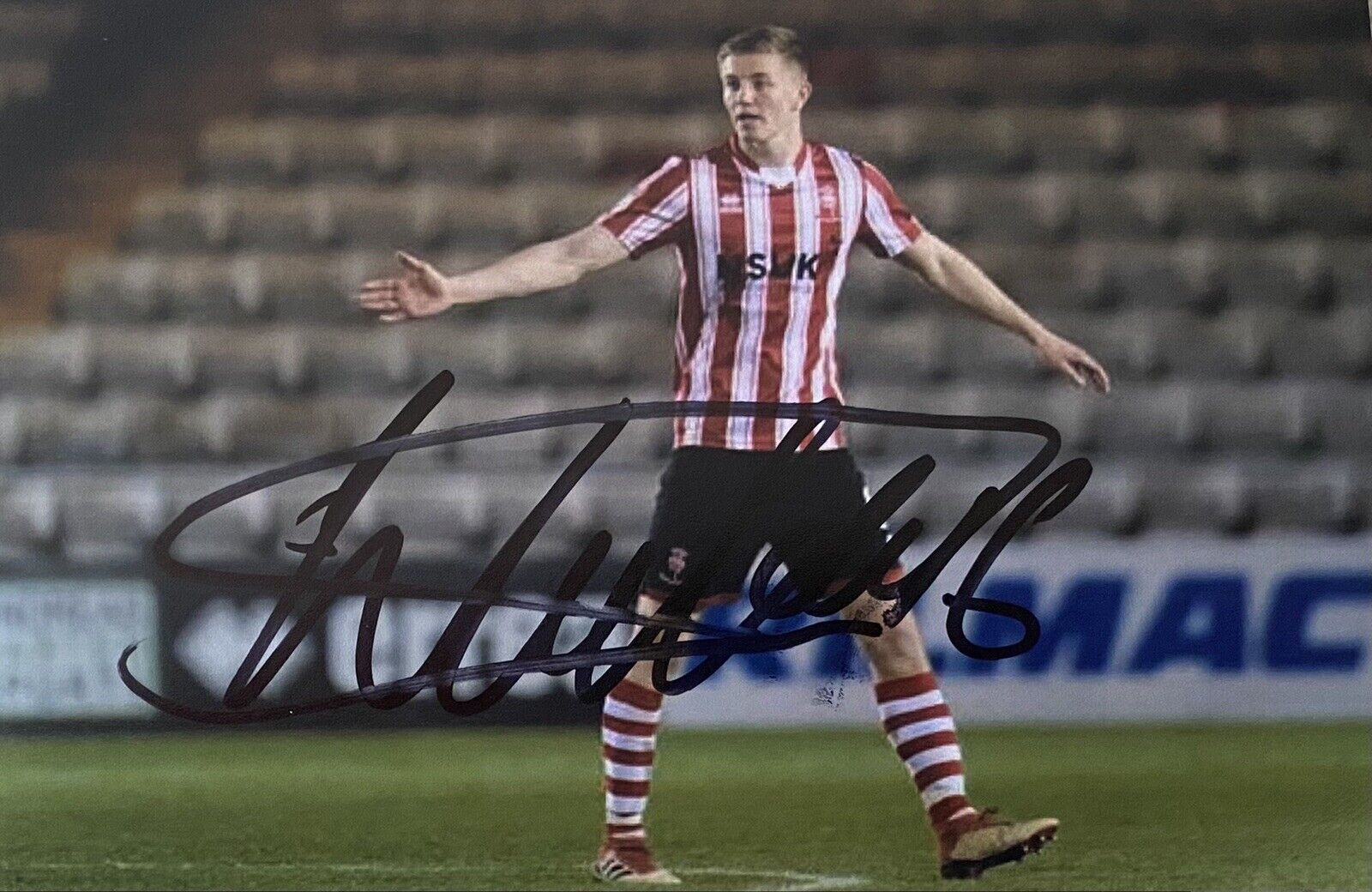 Scott Wharton Genuine Hand Signed Lincoln City 6X4 Photo Poster painting