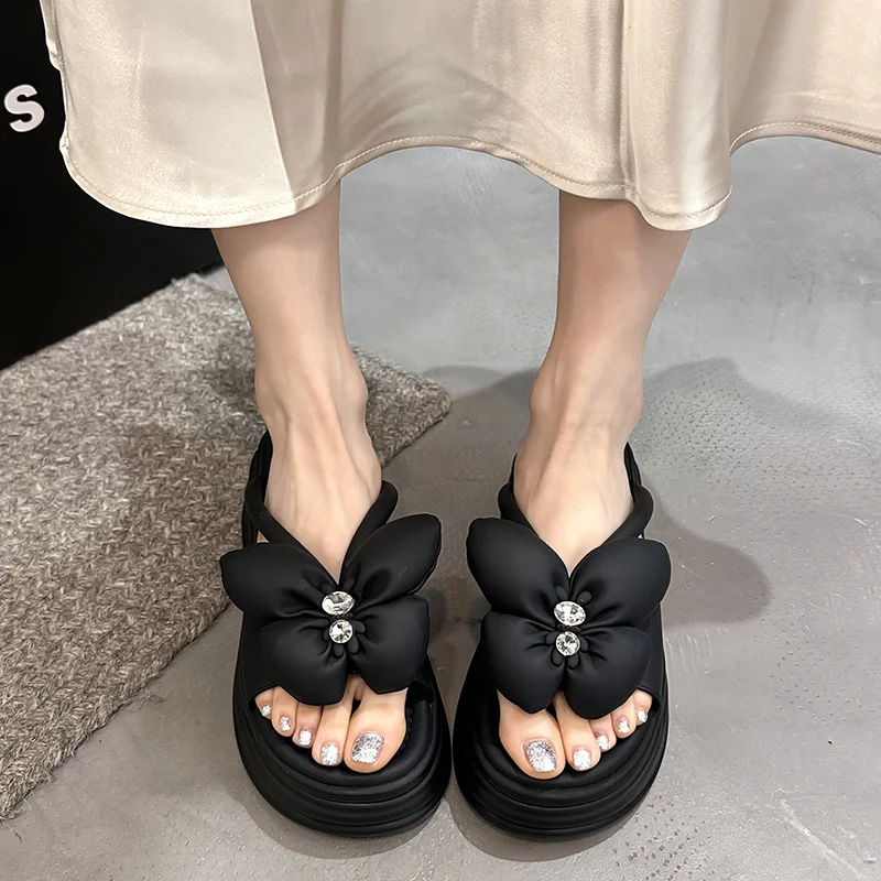 Yyvonne Cake Thick Bottom Dew Cool Slippers Women Wear 2025 New Summer Gentle Fairy Wind Sandals