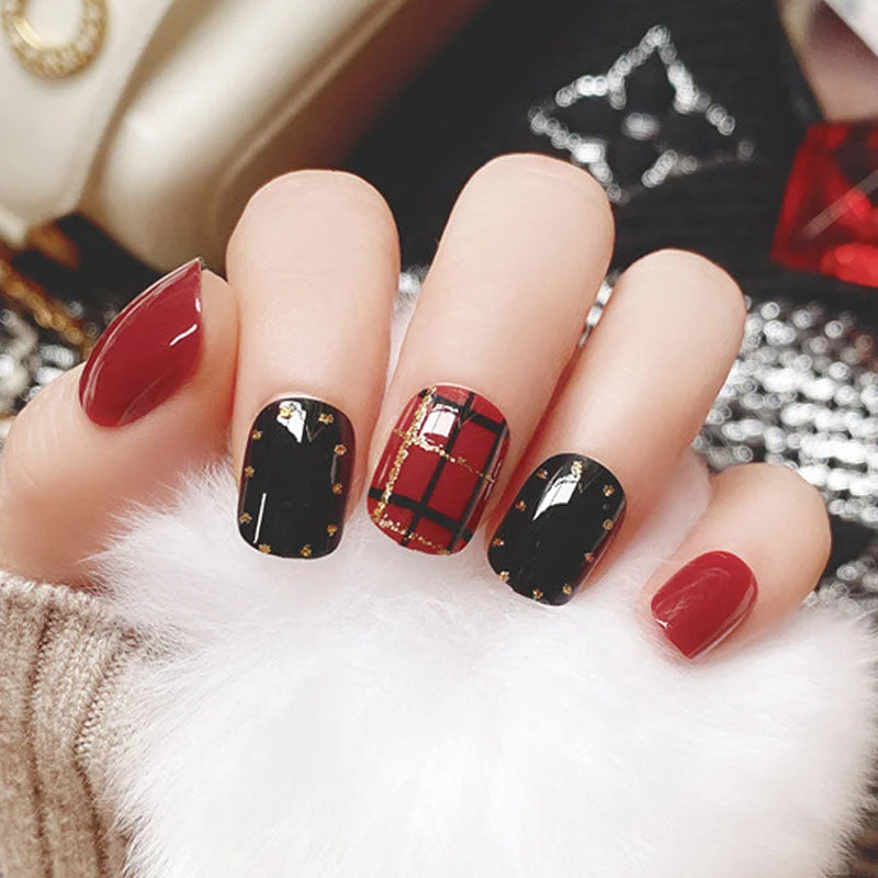 Gorgeous Women Nail Art tools 24pcs/set Red Gold Cady Glitter Color  Fake Nails With Glue Short Full Nail Tips Hybrid Nail TY-Nail Inspo