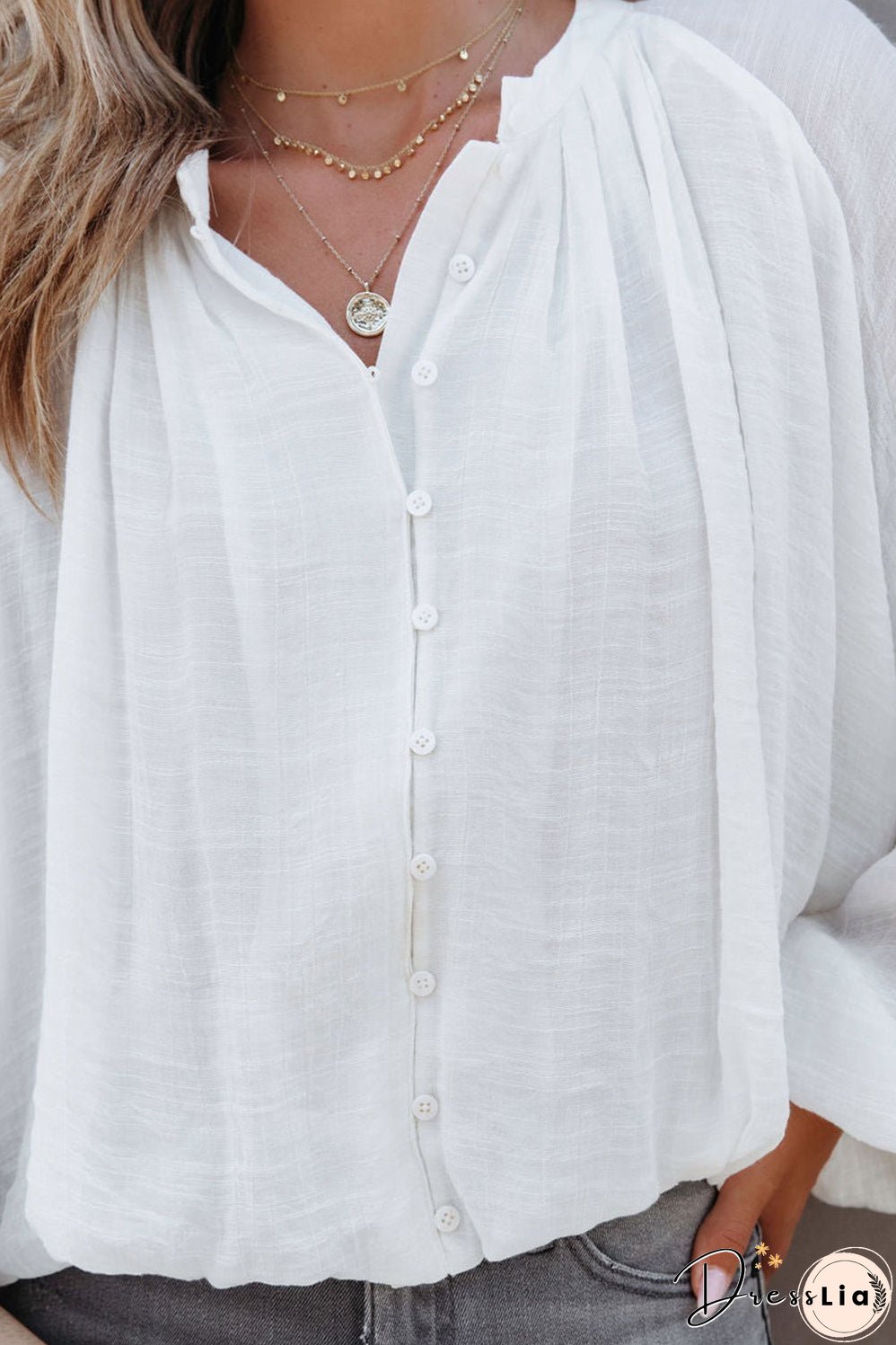 White V Neck Balloon Sleeve Shirt in Solid Color