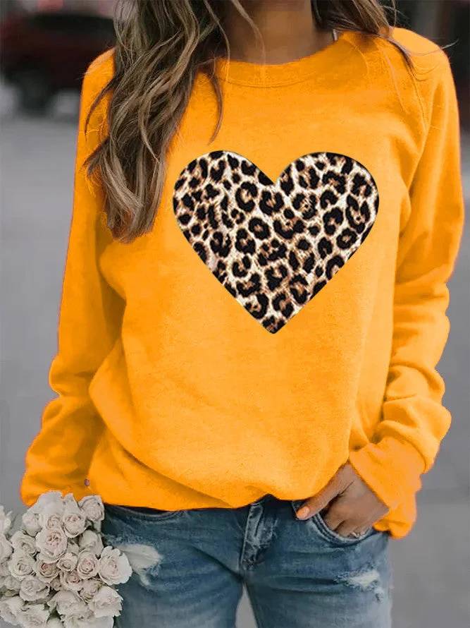 Uveng Round Neck Leopard Print Heart Printing Hooded Veet Coats