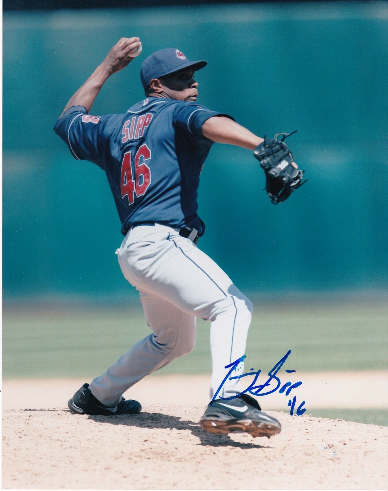 TONY SIPP CLEVELAND INDIANS ACTION SIGNED 8x10