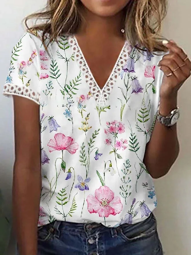 Women's Casual Holiday Weekend Floral T-shirt Short Sleeve Print V Neck Basic Top