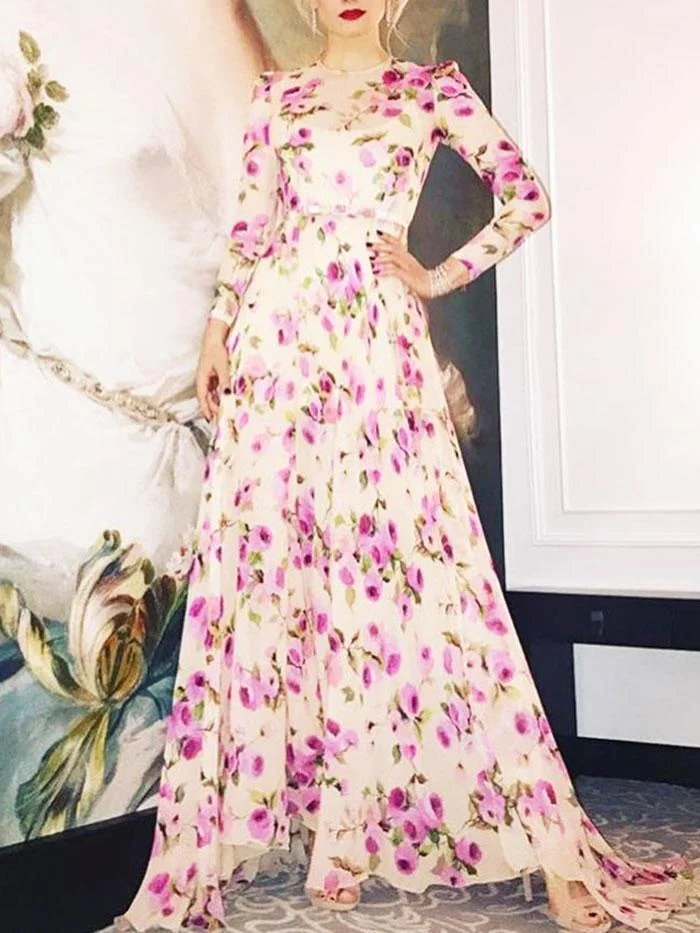 Long beach dress with large slits with print