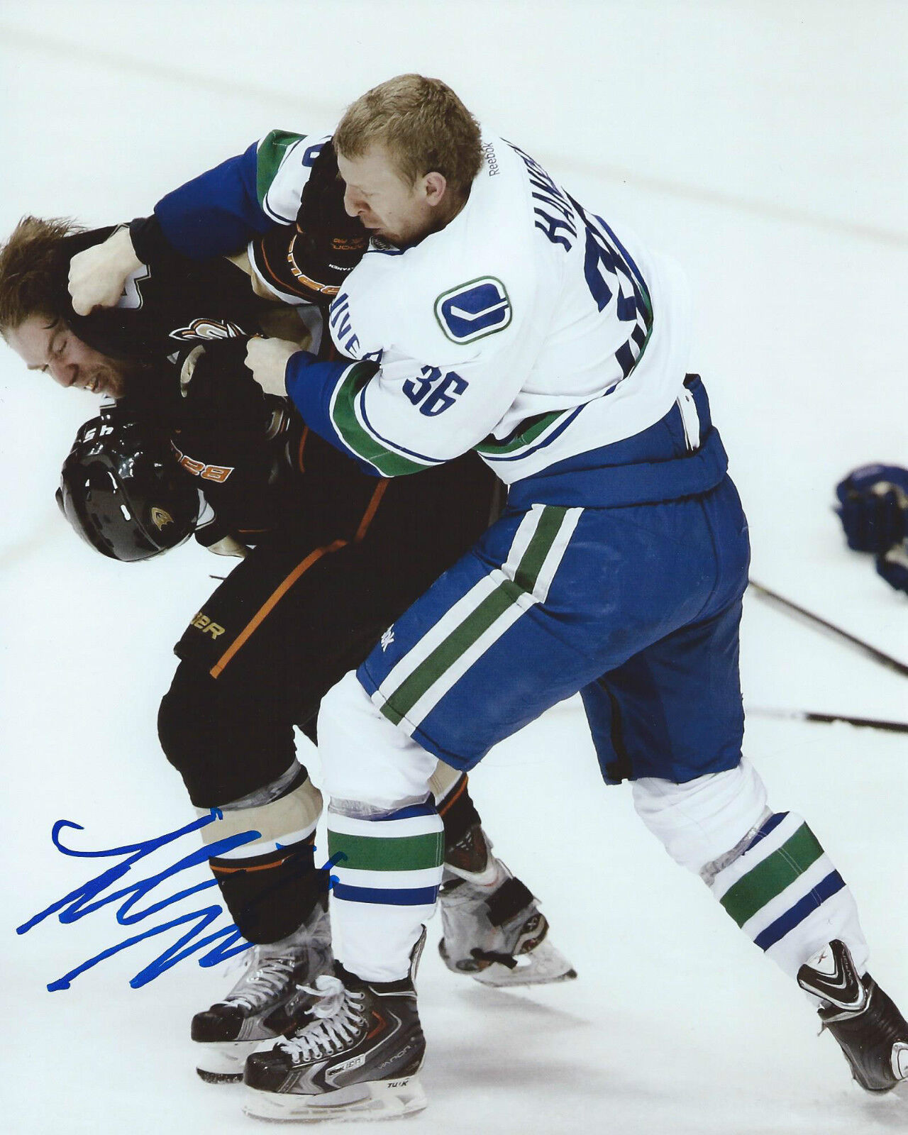 Jannik Hansen Signed 8x10 Fight Photo Poster painting Vancouver Canucks Autographed COA