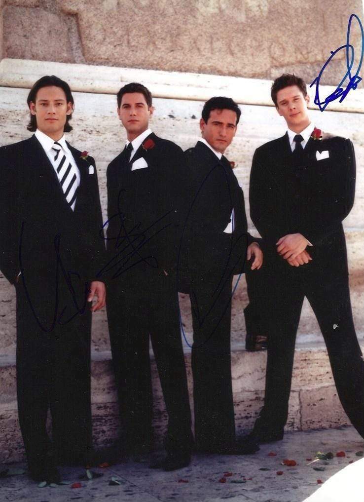 Il Divo VOCAL GROUP autographs, In-Person signed Photo Poster painting