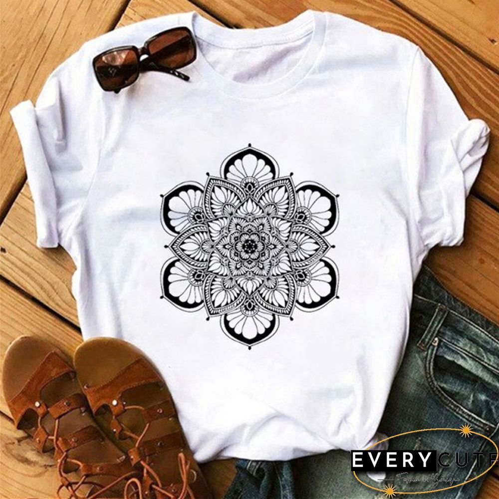 Maycaur New Mandala Floral Printed T Shirt Women Casual Fashion T-shirt Loose Short Sleeve 90s Girls Aesthetics Black Tshirt Top