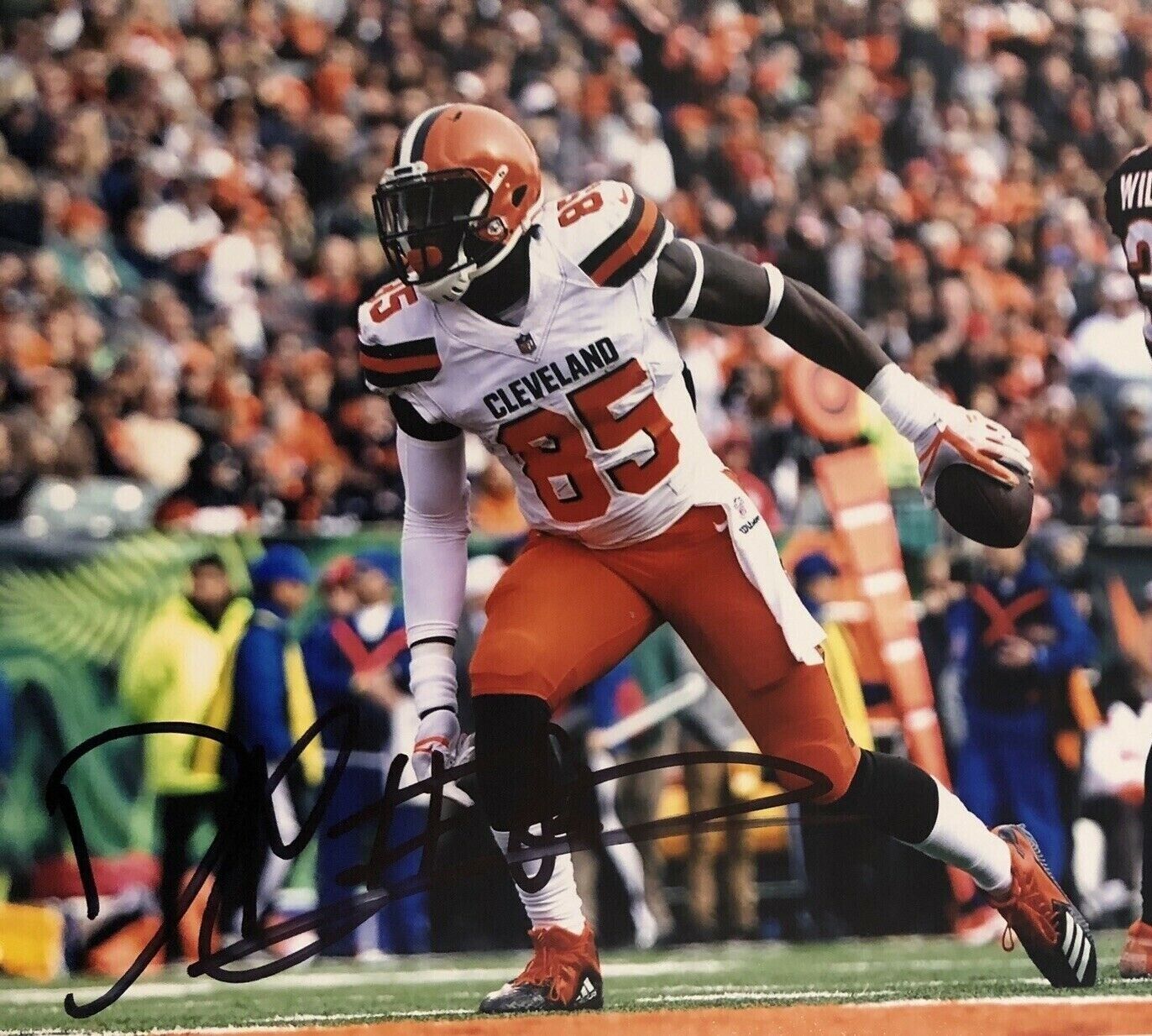 David Njoku Autographed Signed 8x10 Photo Poster painting ( Browns ) REPRINT