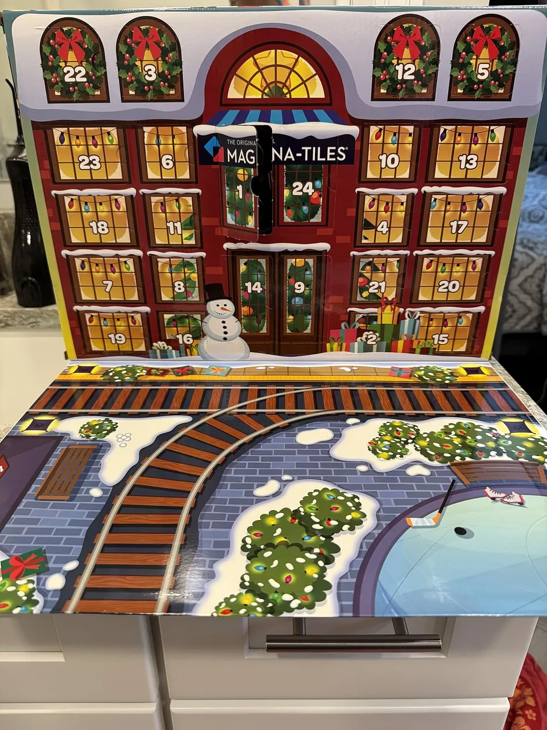 🎅Christmas Sale 49% Off 🎄Unwrap Creativity Daily: Holiday Advent Calendar (34 Pieces)