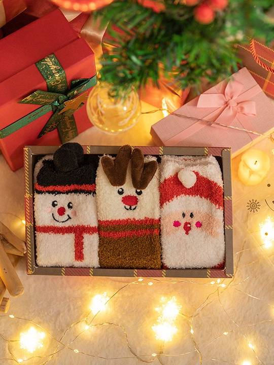  thdmladies Christmas and Winter Socks Box - Santa, Snowman, Deer thedmladies