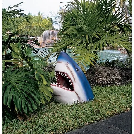 🔥Father's Day Promotion-49%OFF🦈Great White Shark Garden Art