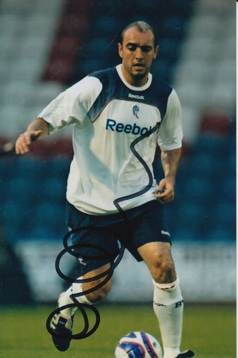 BOLTON WANDERERS HAND SIGNED GAVIN MCCANN 6X4 Photo Poster painting 1.