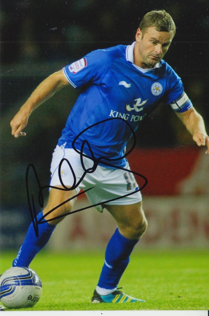 LEICESTER CITY HAND SIGNED RICHIE WELLENS 6X4 Photo Poster painting 5.