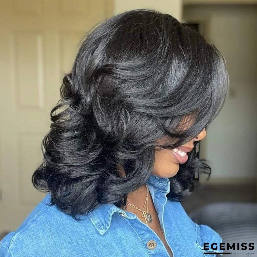 African Wig Woman with Long Hair In Black Wavy Curls | EGEMISS