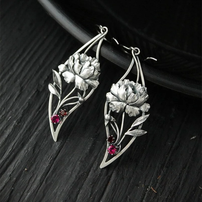 Elegant Silver Color Plant Hand Carved Floral Earrings Fashion Red Crystal Stone Ladies Pendant Leaf Earring Wedding Jewelry