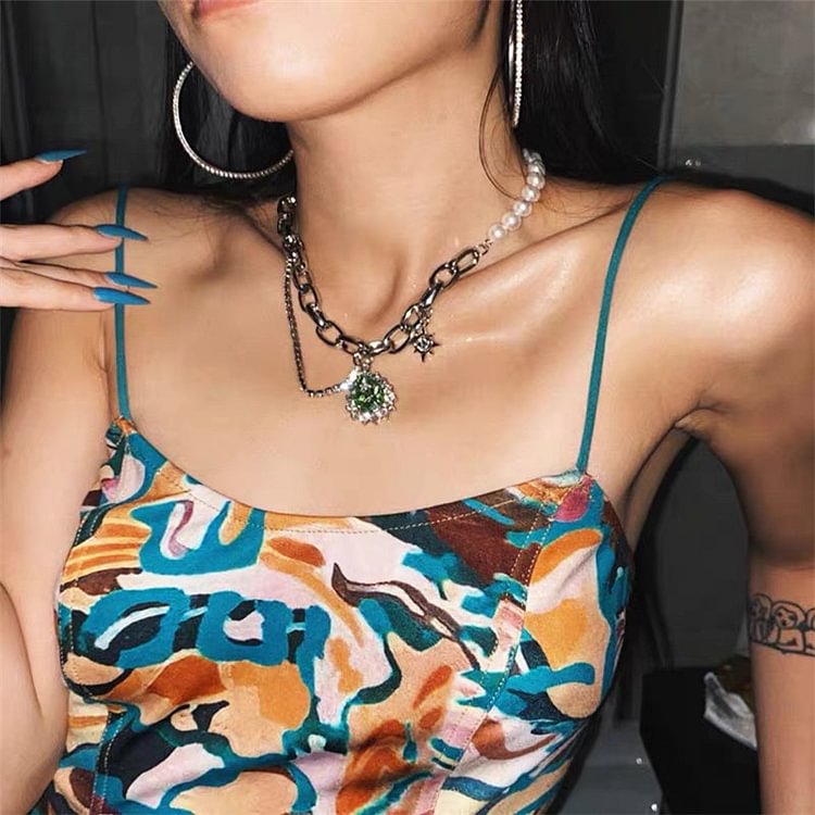 Emerald Pendant Metal Chain Necklace KERENTILA