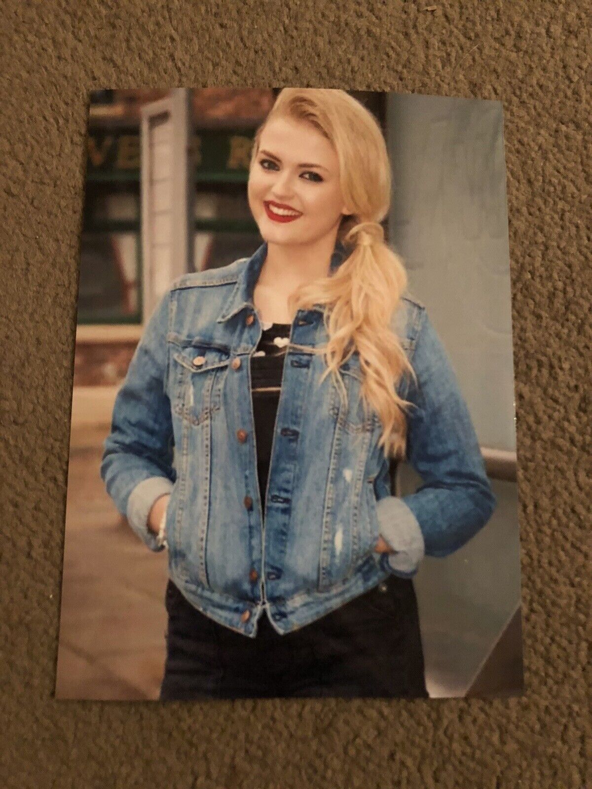 LUCY FALLON (CORONATION STREET) UNSIGNED Photo Poster painting- 7x5”