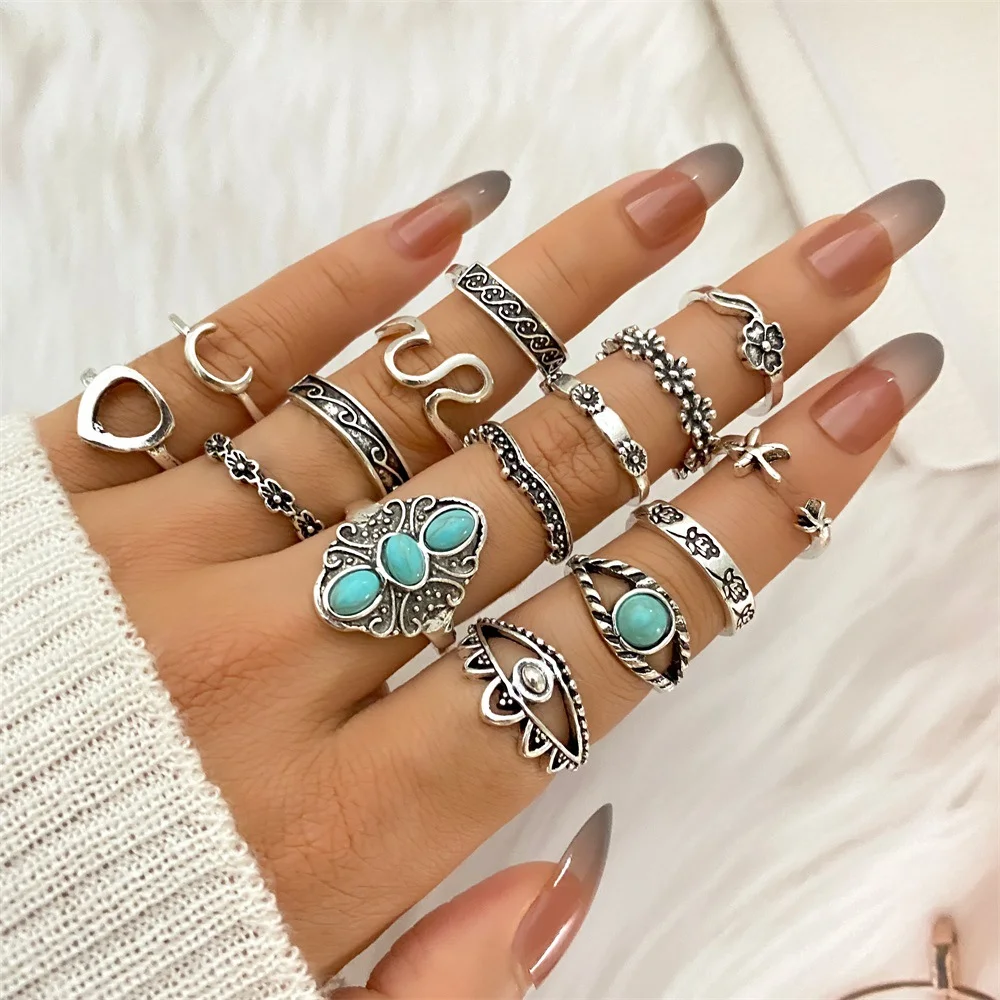 Trendy Floral Eye Ring Set