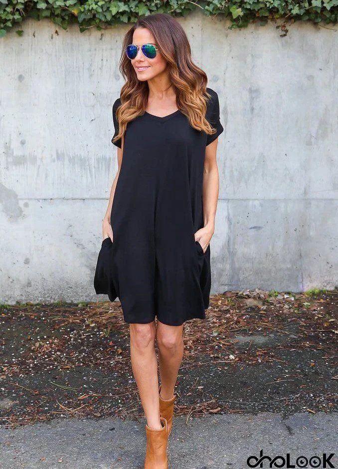 Casual Solid Color Round Neckline Dress