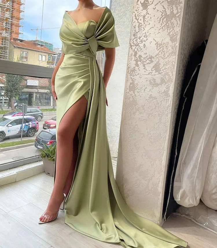 Hellodresses Stain Split Stunning Sleeveless Pleated Long Prom Dress With Cape