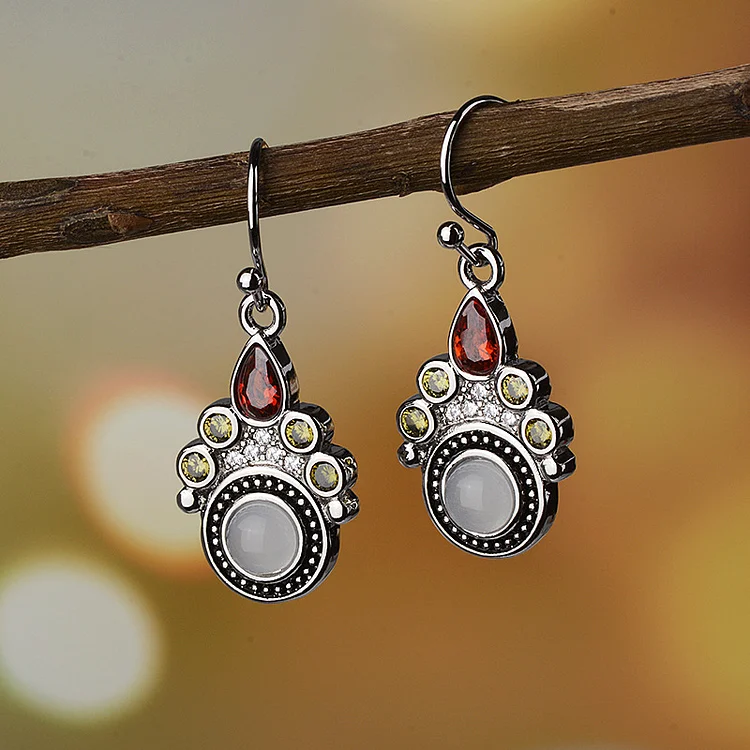 Vintage Contrast Cat's Claw Earrings